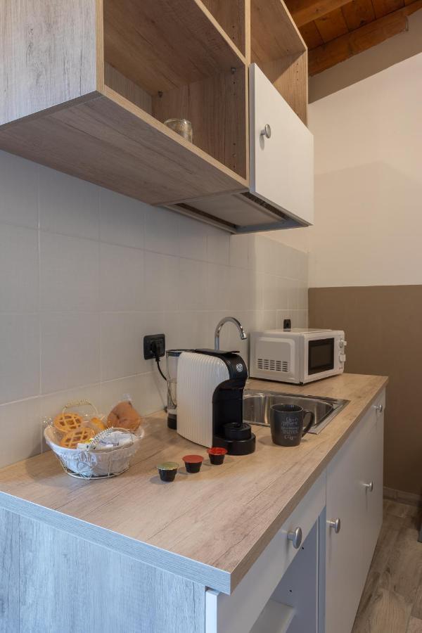 Angolo Nascosto Apartments San Fiorano 外观 照片