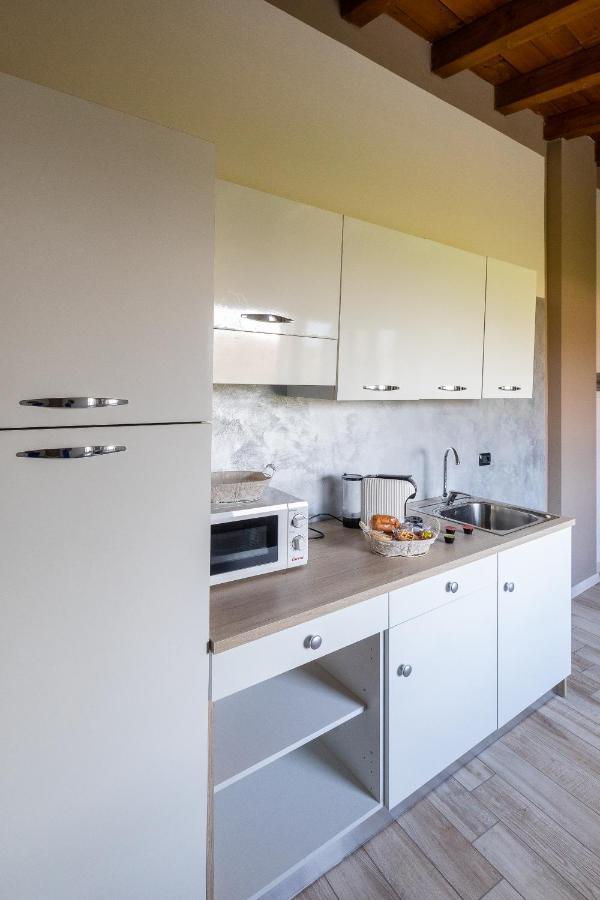Angolo Nascosto Apartments San Fiorano 外观 照片
